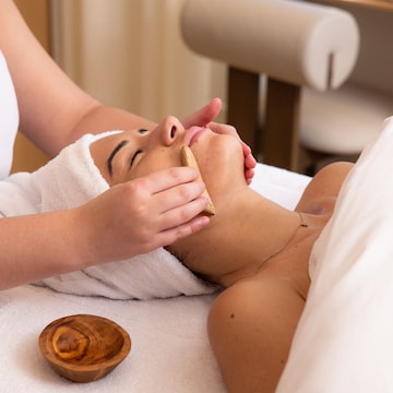 6 soins mixtes à découvrir à l’Institut du Bon Marché