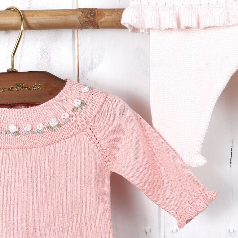 Trousseau De Naissance La Premiere Valise De Bebe Le Bon Marche