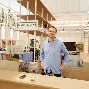 Romain Taieb, fondateur de Doki Doki, nous pr&eacute;sente son handroll bar au Bon March&eacute;