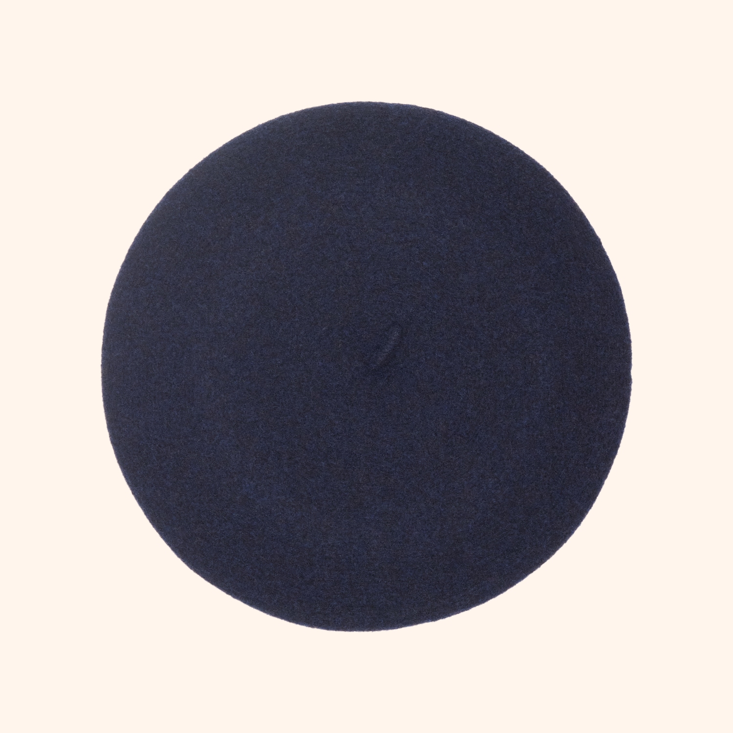 B&eacute;r&ecirc;t le Bon March&eacute; Rive Gauche