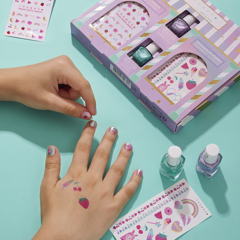 Inuwet : Atelier Pose de vernis, , hi-res