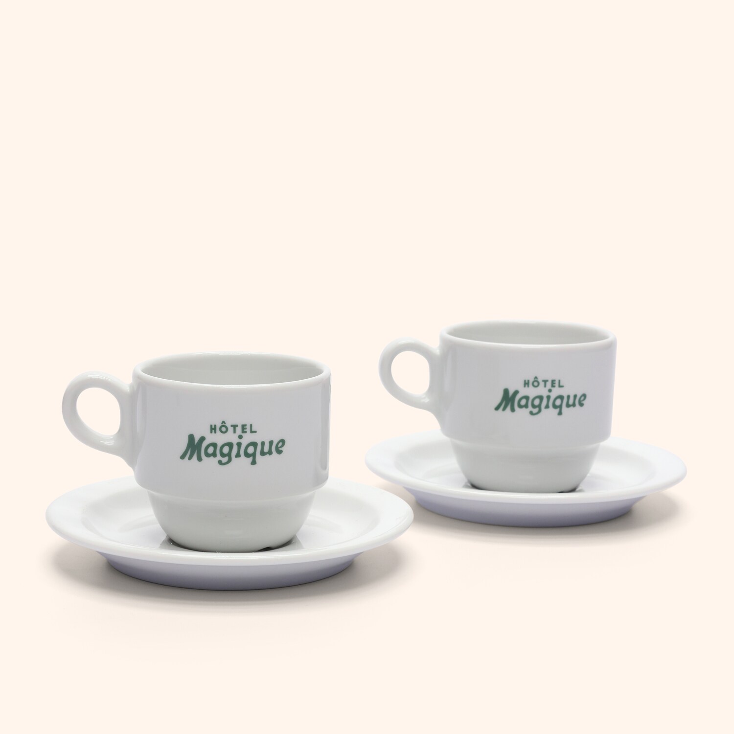 Set de tasses et soucoupes