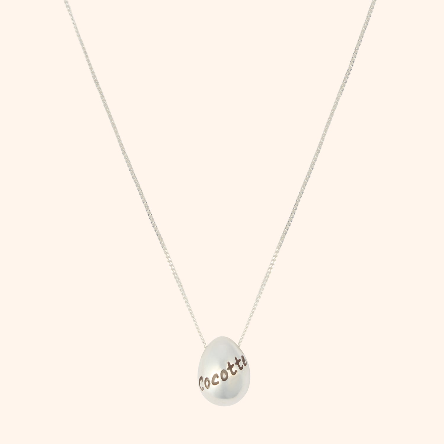 Collier &oelig;uf cocotte