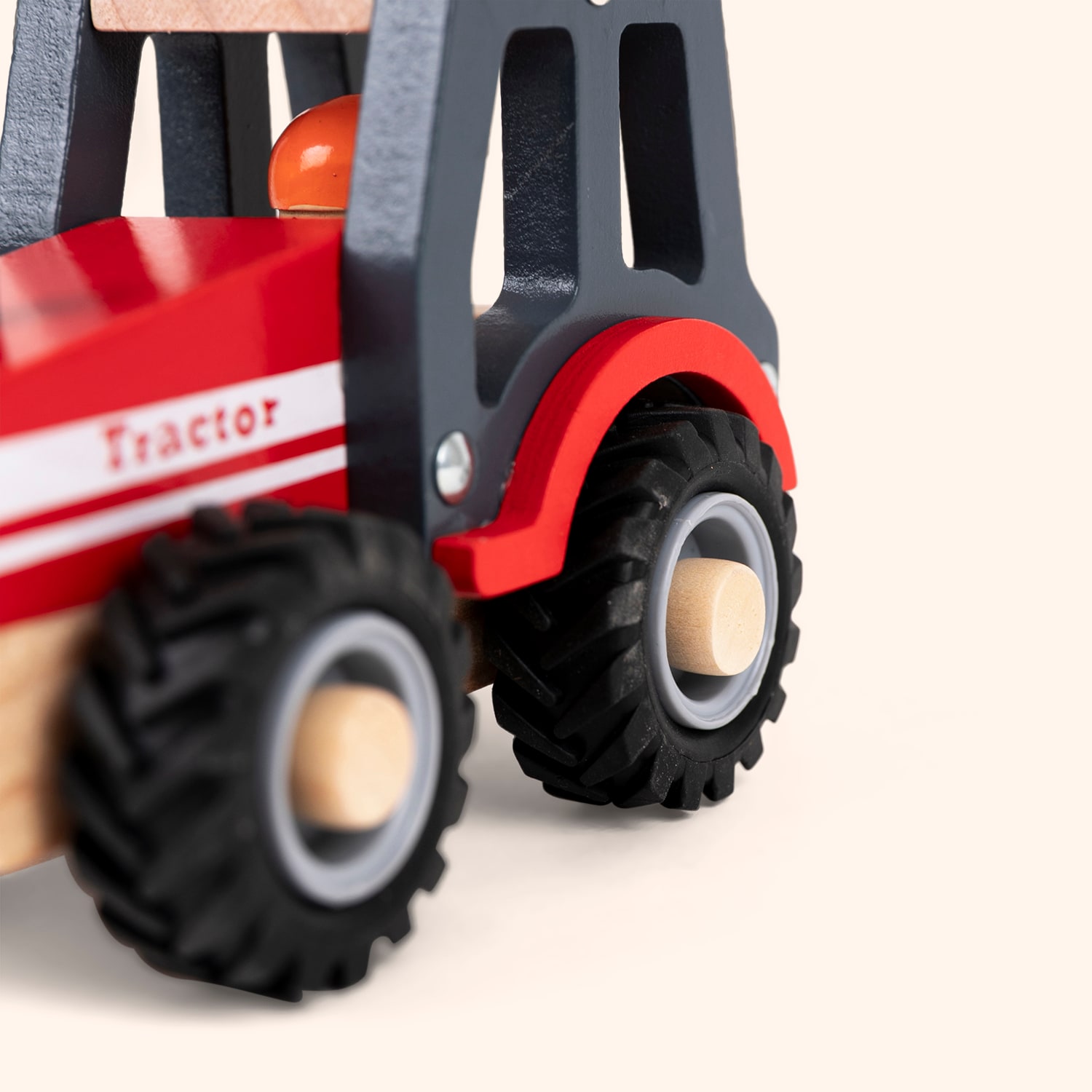 Jouet tracteur en bois