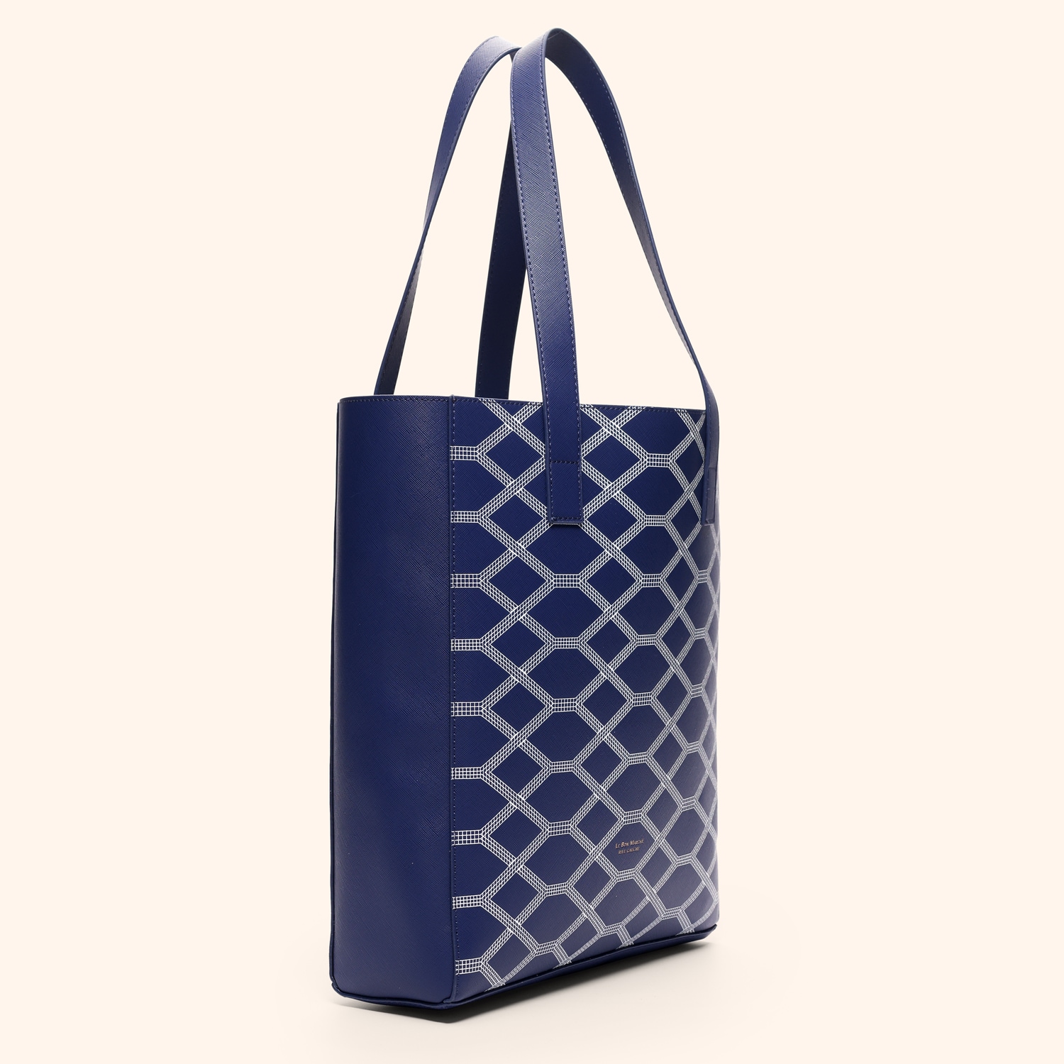 Shopping bag escalator