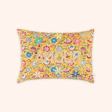 Coussin imprimé et brodé "AMOUR", , hi-res