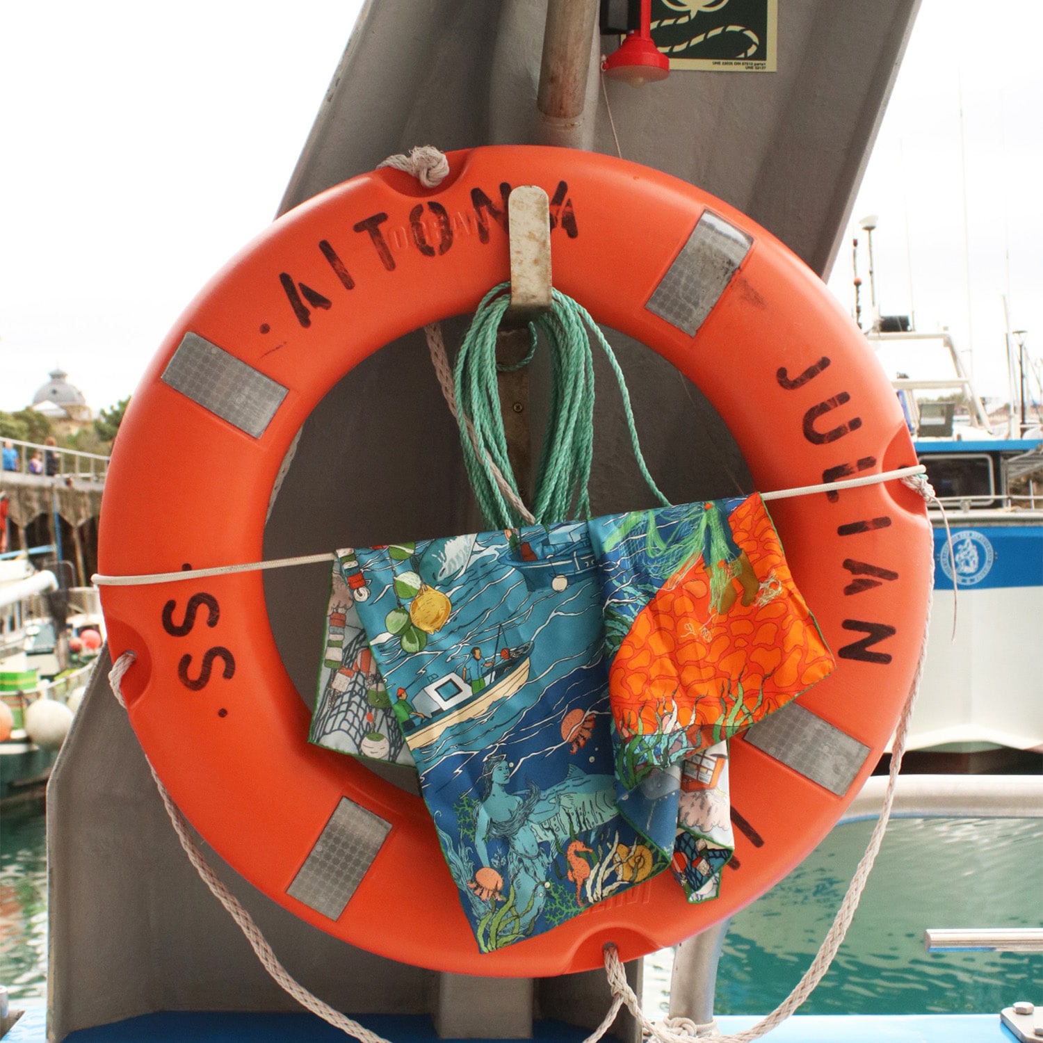 Foulard "Port de p&ecirc;che"