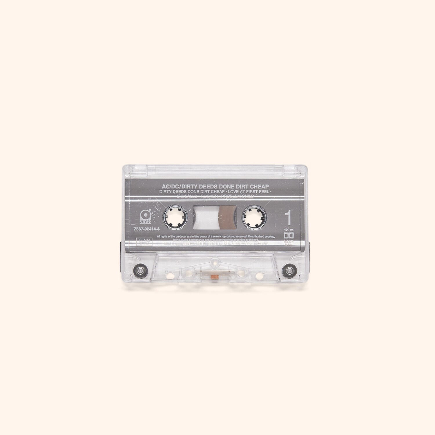 Cassette ACDC - Dirty Deeds Done Dirt Cheap