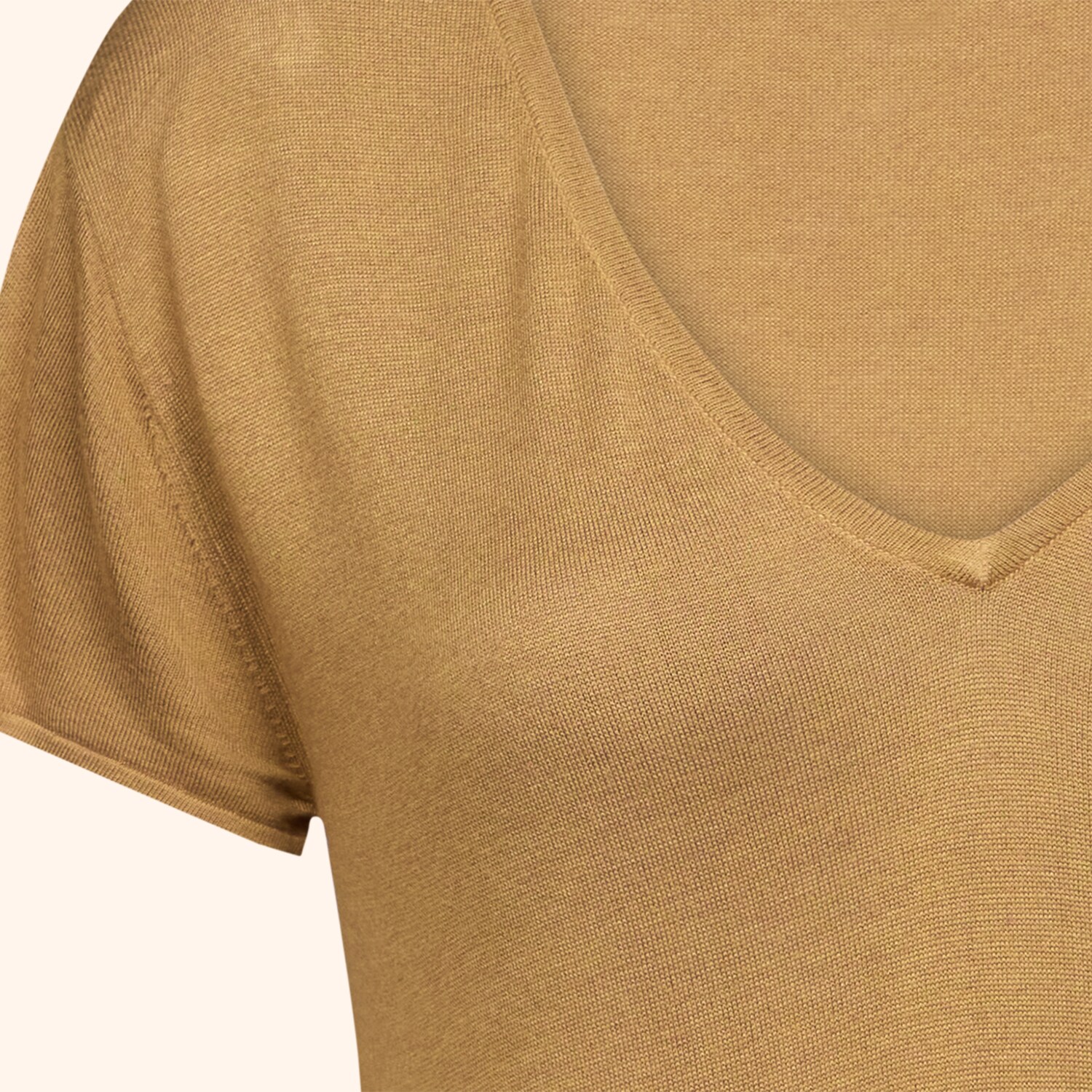 T-shirt col V manches courtes