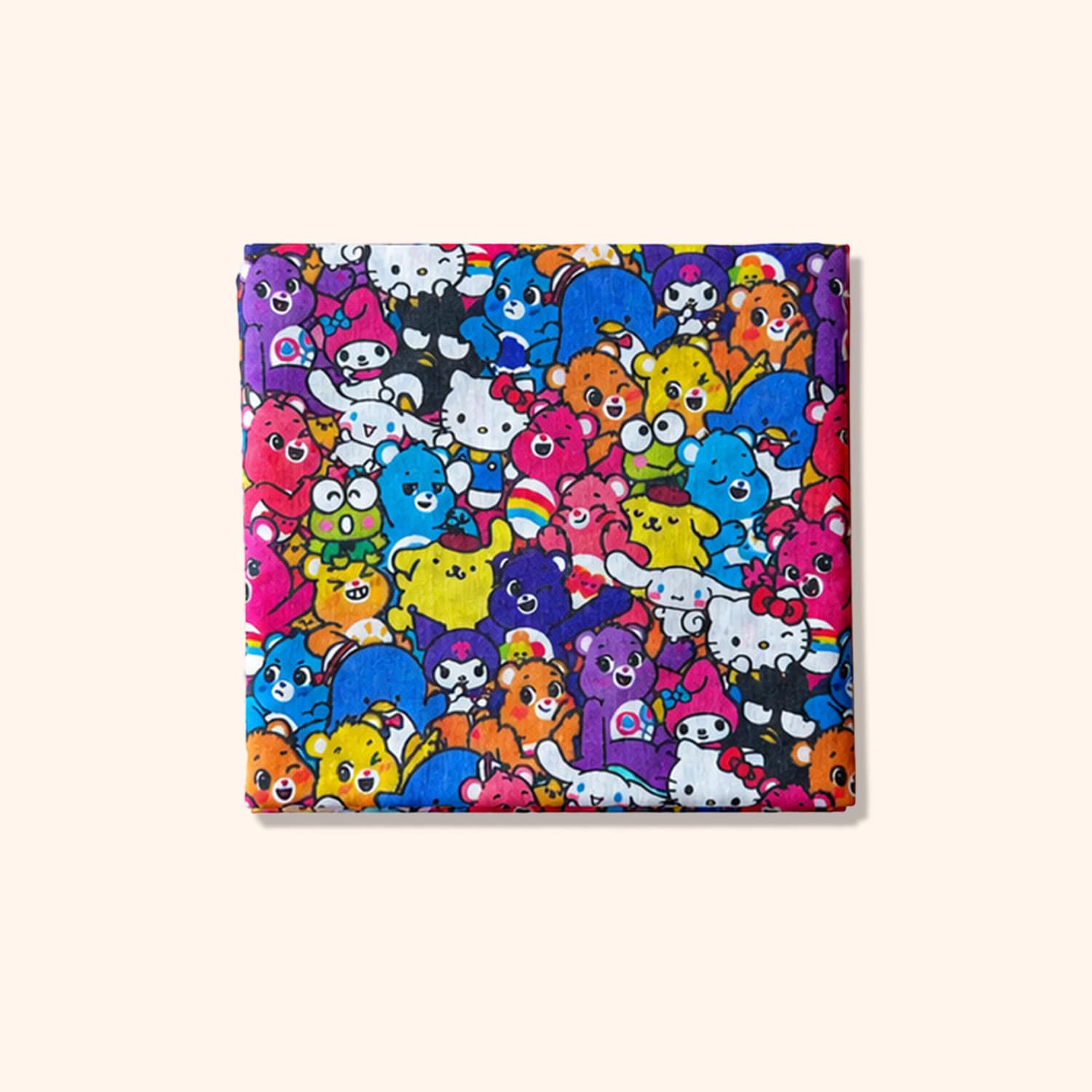 Foulard Hello Kitty et les Bisounours