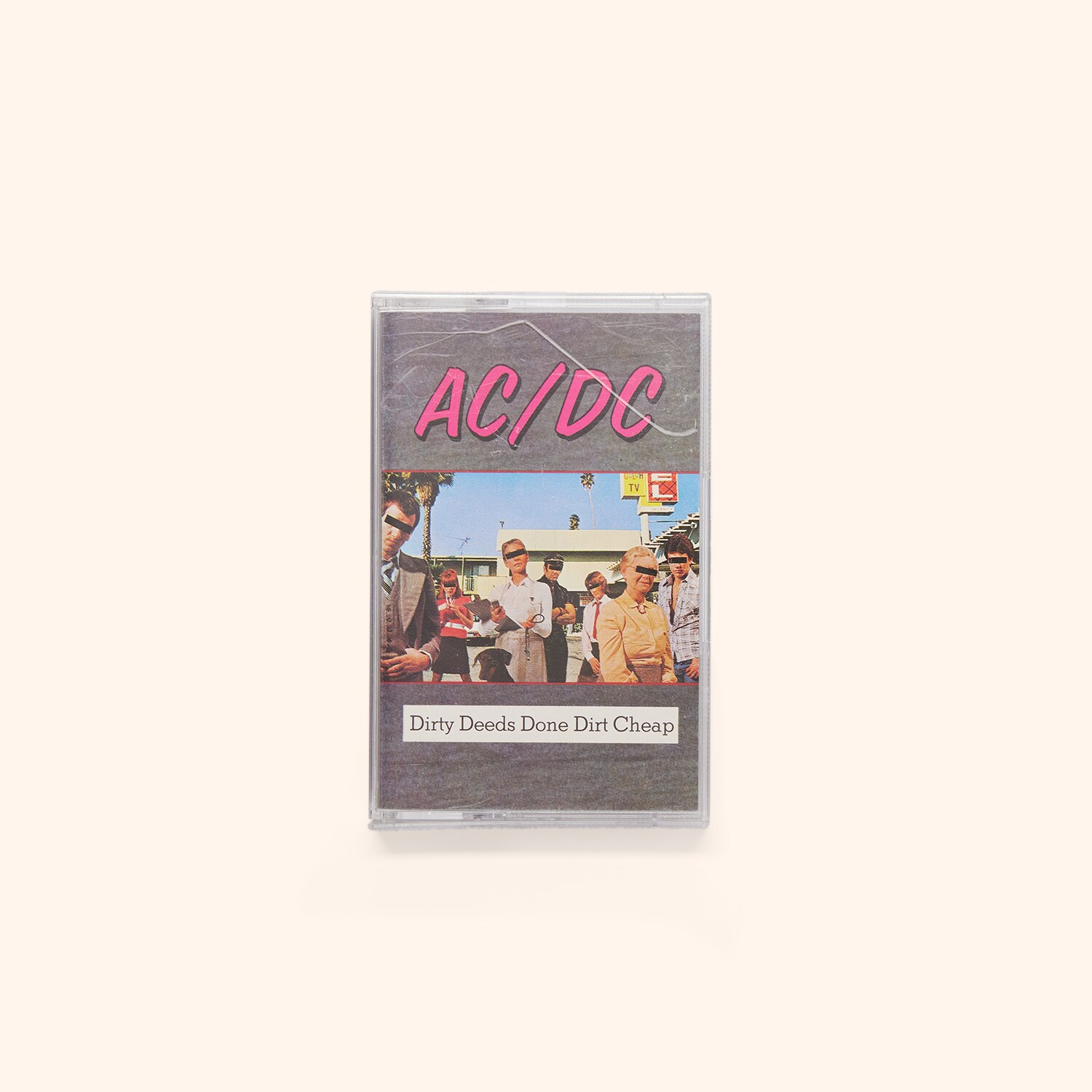 Cassette ACDC - Dirty Deeds Done Dirt Cheap