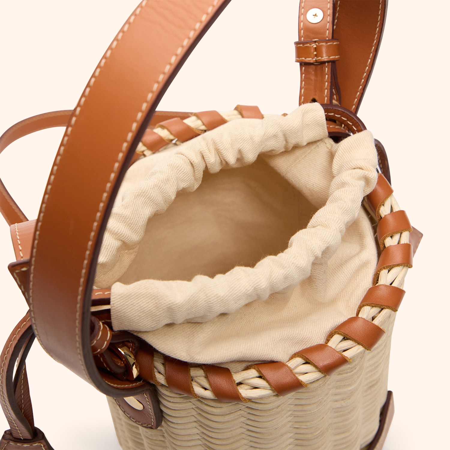 Sac sceau rotin