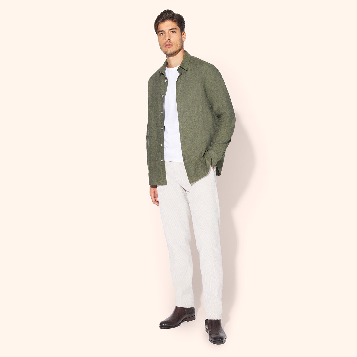 Chemise petit col pointes libres