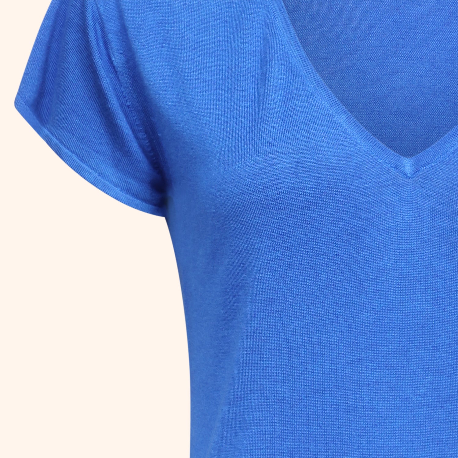 T-shirt col V manches courtes