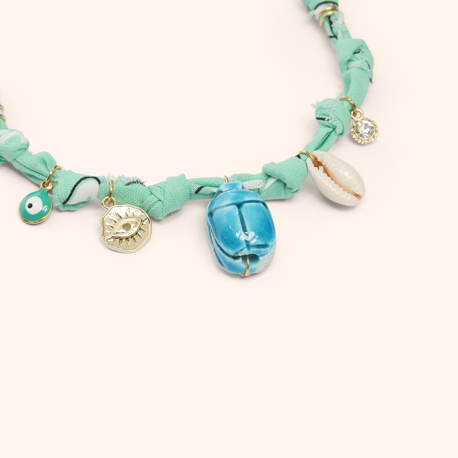 Collier Big scarabée
